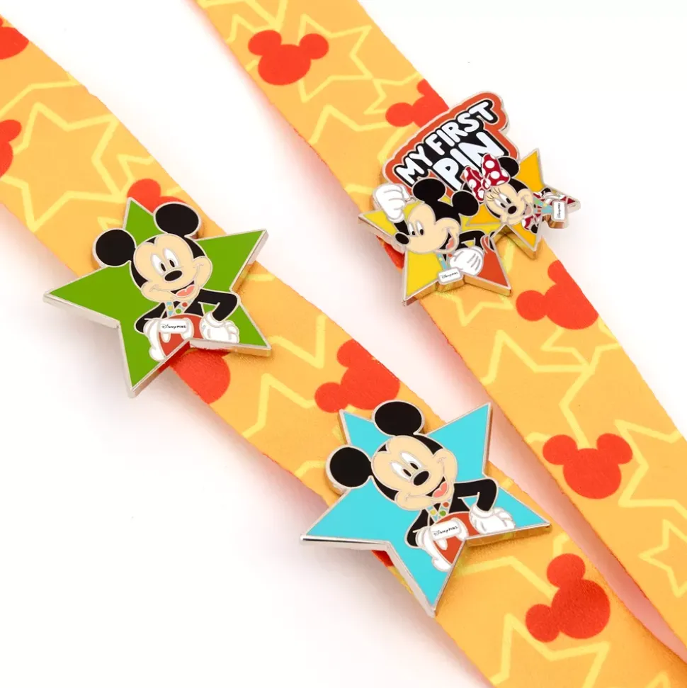 Ensemble pin's et tour de cou Mickey et Minnie