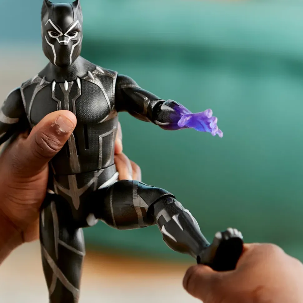 Figurine Black Panther articulée et parlante