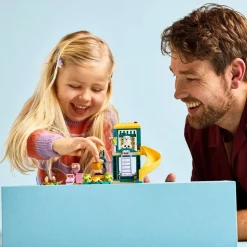 LEGO Bluey et Chloe à l’aire de jeux 11201