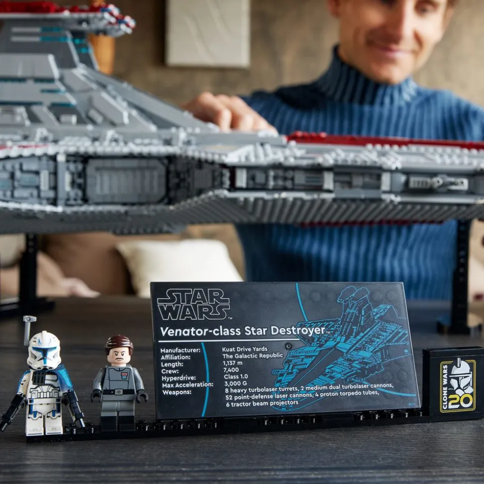 LEGO Le croiseur d’assaut de classe Venator de la République 75367