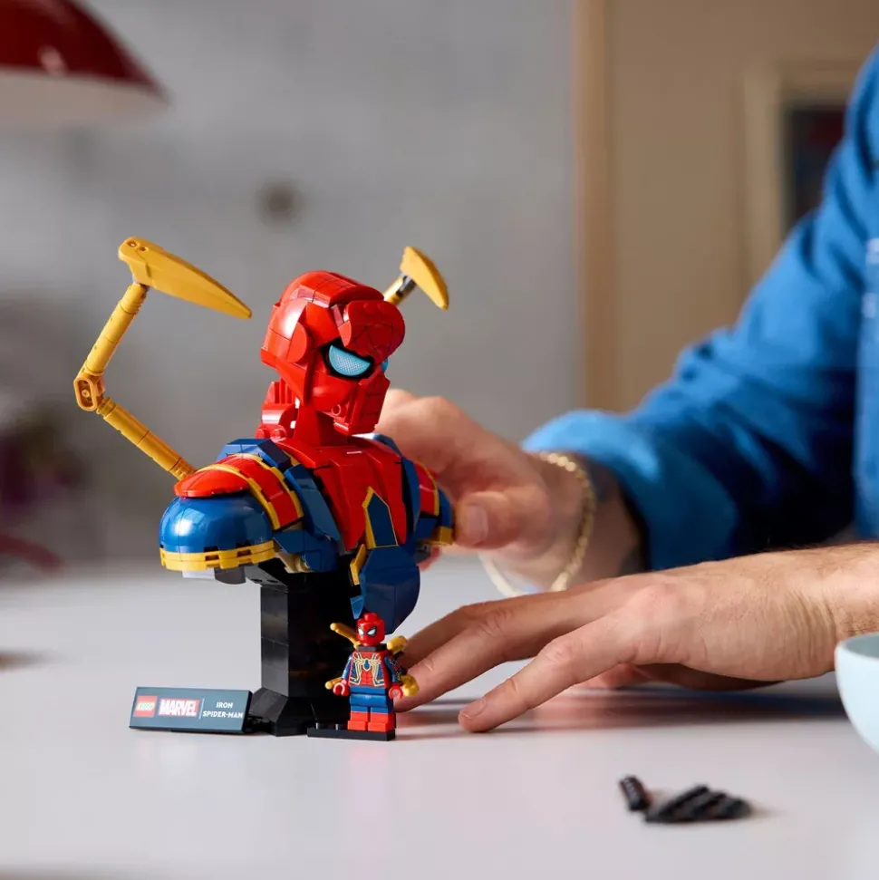 LEGO Marvel Buste d’Iron Spider-Man 76326