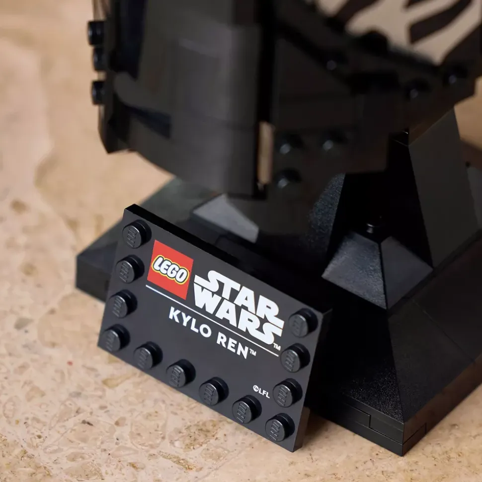 LEGO Star Wars Le casque de Kylo Ren 75415
