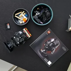 LEGO Star Wars 75304 Le casque de Dark Vador