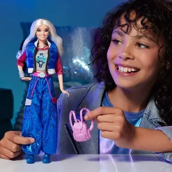 Mattel Poupée mode Addison, Zombies 4 ː L'aube des vampires