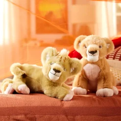 Peluche Taka de taille moyenne, 33 cm, Mufasa : Le Roi Lion