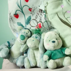 Porte-clés petite peluche Winnie l'Ourson verte, 18 cm