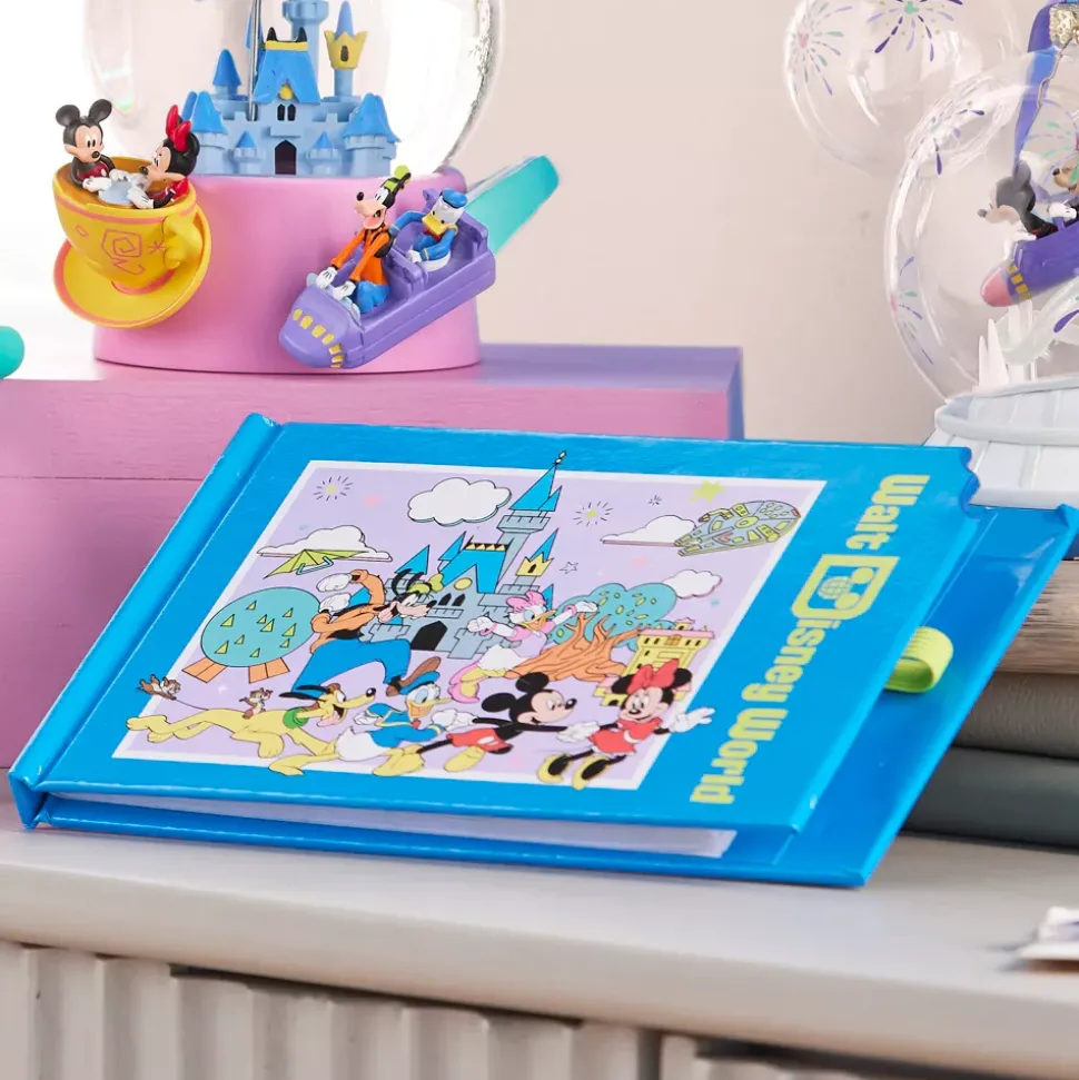 Walt Disney World Carnet d'autographes Mickey Mouse et ses Amis, Play in the Park